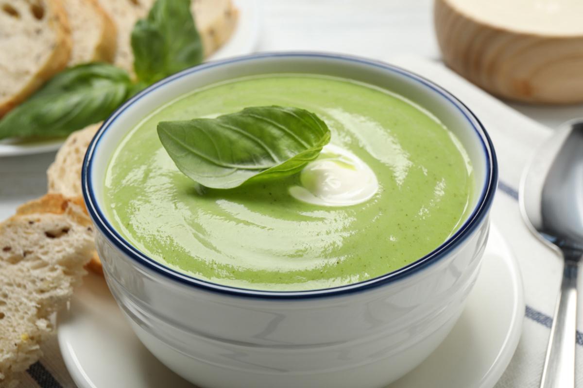 crema-di-zucchine-e-basilico