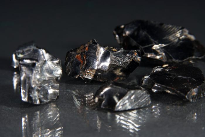 Shungite, proprietà e utilizzo 