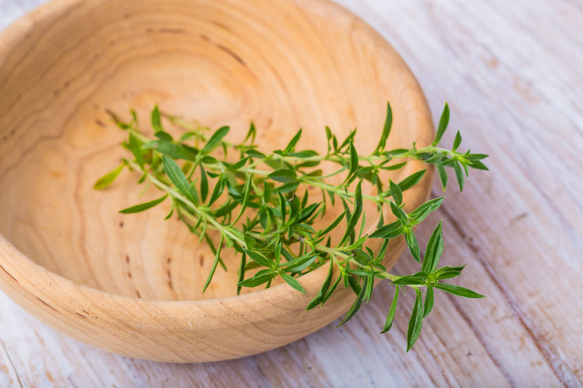 Santoreggia come usarla in cucina CureNaturali.it